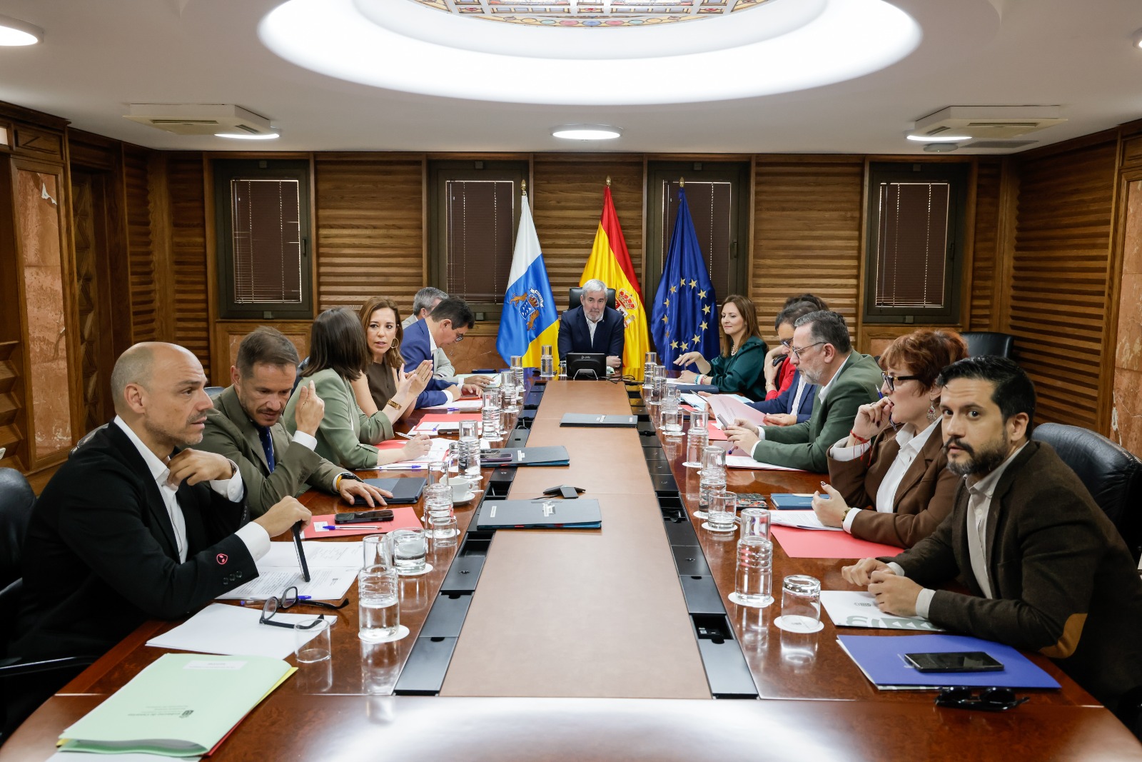 Clavijo alerta de que el Pacto Migratorio puede convertir a Canarias en un «agujero negro» de derechos