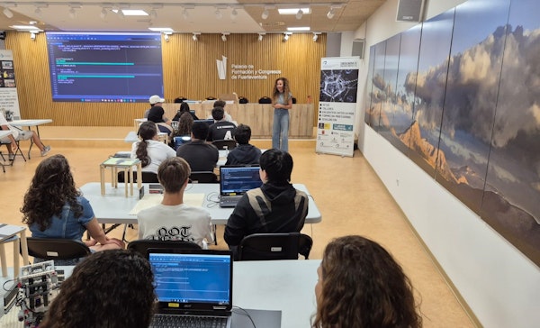 Ciberlandia XIII lleva la robótica y la agricultura inteligente a 250 escolares de Fuerteventura
